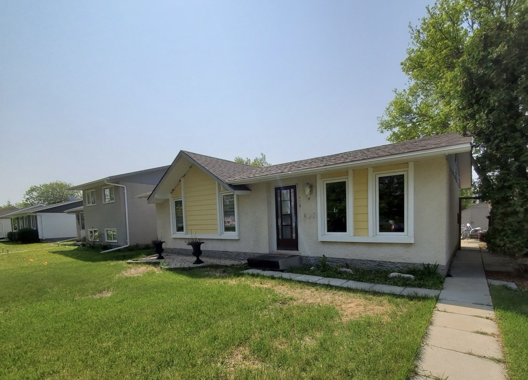 Winnipeg property before Win Point renovation